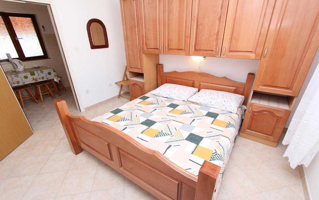 Apartments Maruchita Rovinj Oda fotoğraf